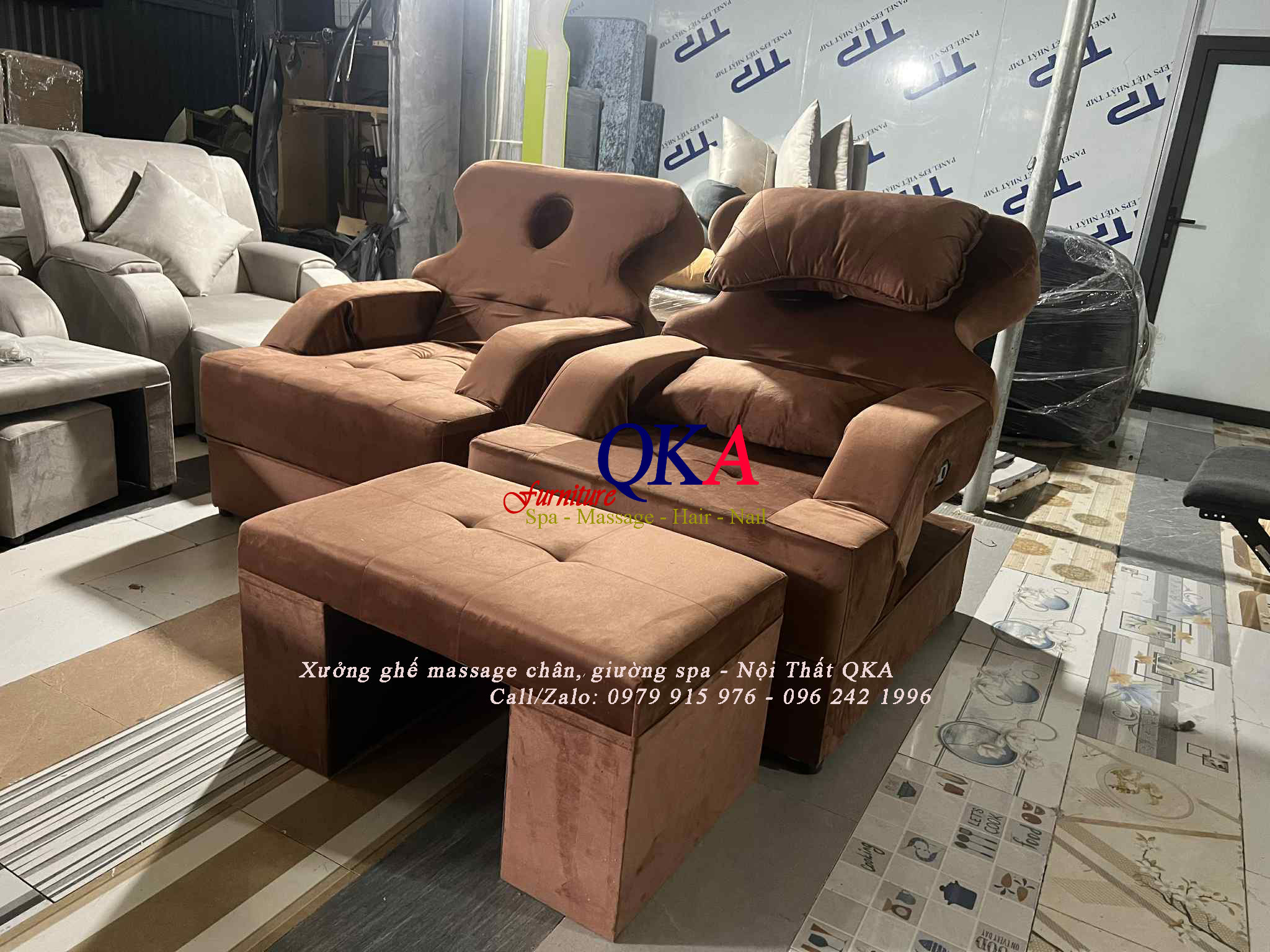 2 ghế massage chân chỉnh điện.